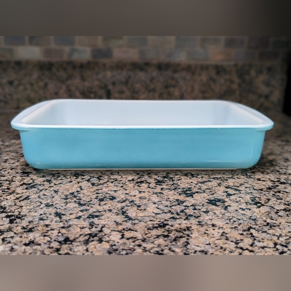 Pyrex Kitchen 95s Vintage Pyrex 231 Turquoise 1 12qt Glass Baking